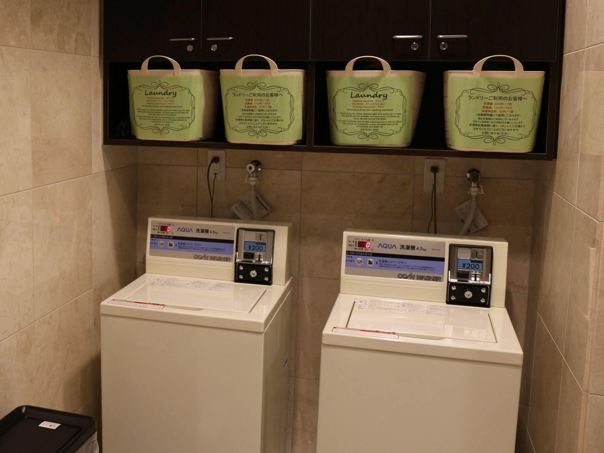 Toyoko Inn Hokkaido Sapporo-Eki Minami-Guchi Kültér fotó